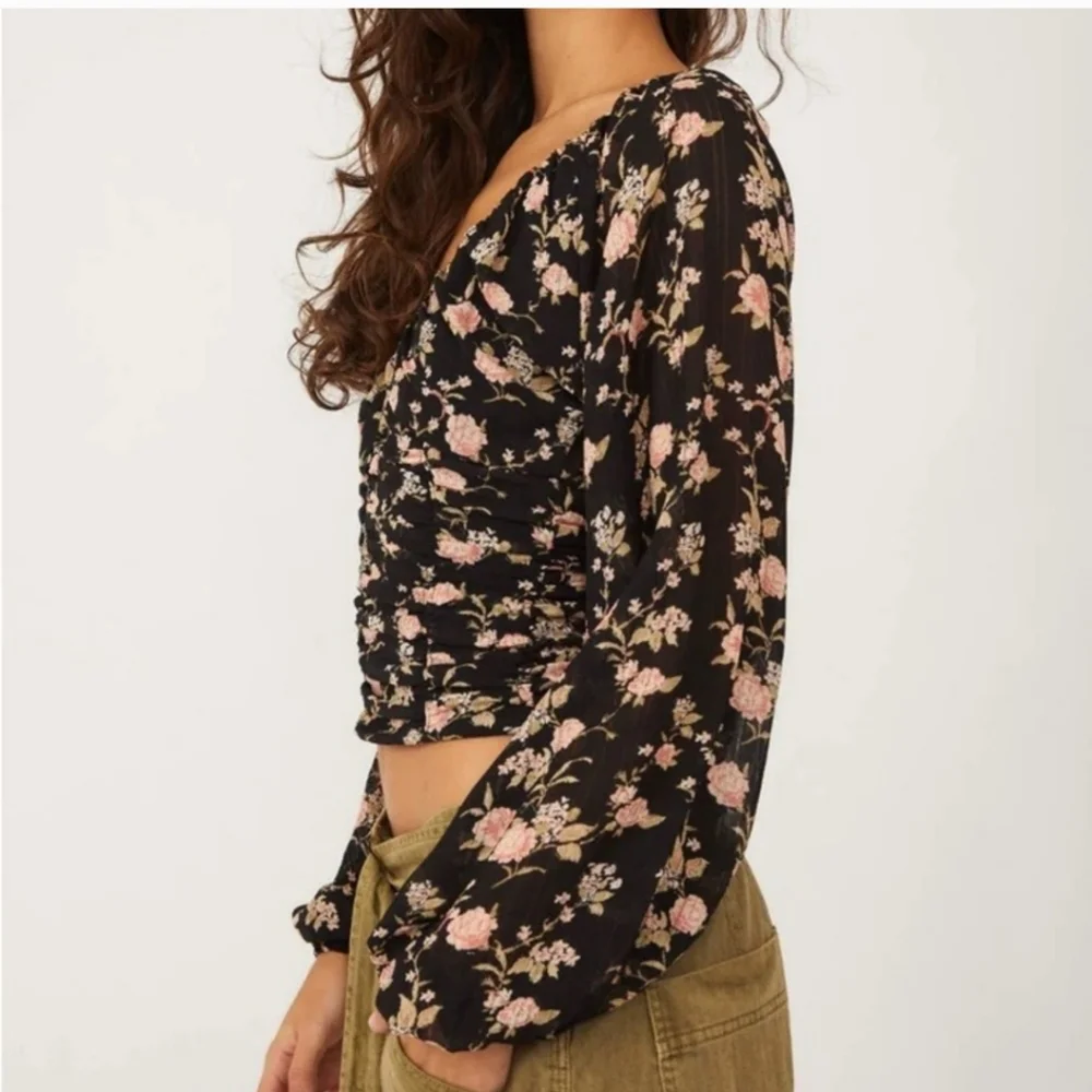 Free People New Final Rose Blouse lkng puff‎ sleeve sz Small NWT